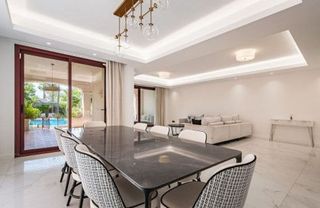 Chalet en alquiler en Nueva Andalucía centro en Marbella