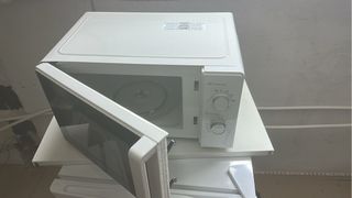 Microondas blanco