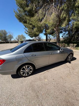 Mercedes-Benz Clase C 2011