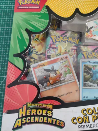 Colección Pin Deluxe Pokémon Héroes Ascendentes