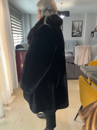 Abrigo Mouton Talla 44/46 Negro/Marrón