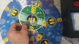 -Pack de 4Juegos de mesa variados. -