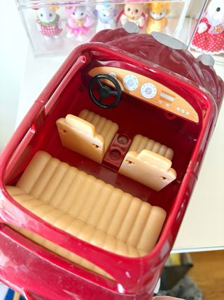 Sylvanian Families Coche Rojo