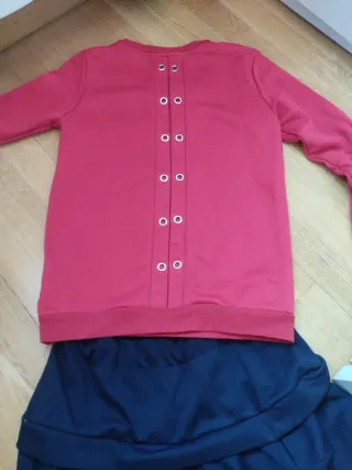 Conjunto Sudadera Forever y Falda