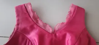 Top fiesta rosa con adorno pelo/cinturón