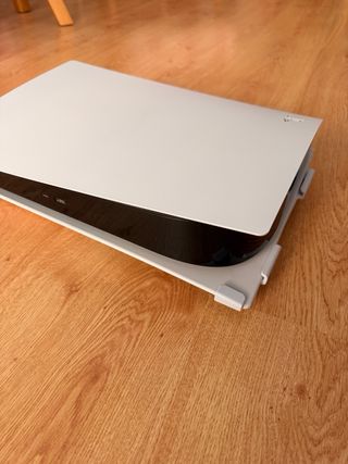 PlayStation 5 con lector discos y soporte NexiGo