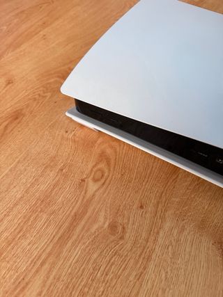 PlayStation 5 con lector discos y soporte NexiGo