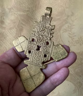 Colgante Bronce Hecho a Mano Africano