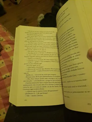 Cincuenta sombras más oscuras (Cincuenta sombra...