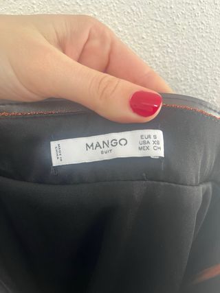 Falda midi brillante naranja y dorada