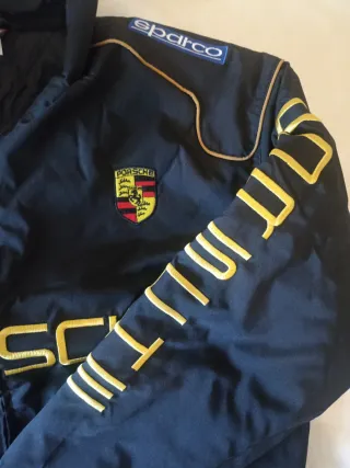 Giacca sportiva Porsche nera e oro
