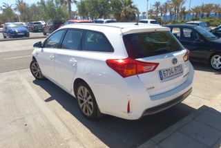 Toyota Auris  Touring Sport Hibrido 2013
