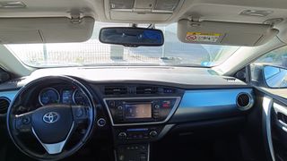 Toyota Auris  Touring Sport Hibrido 2013