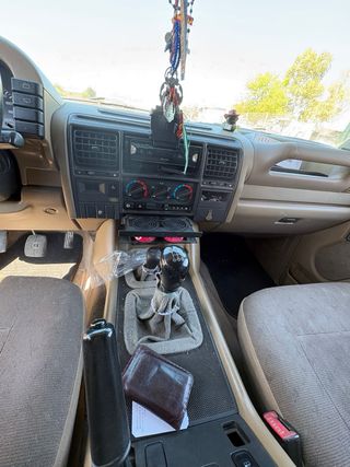 Land Rover Discovery 1998