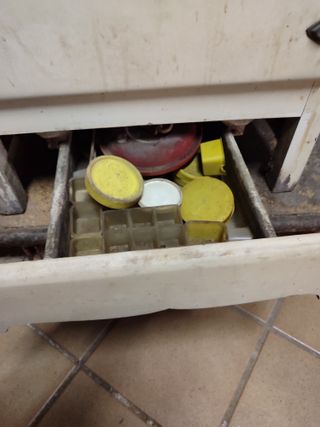 Antigua nevera de hielo Tarrats