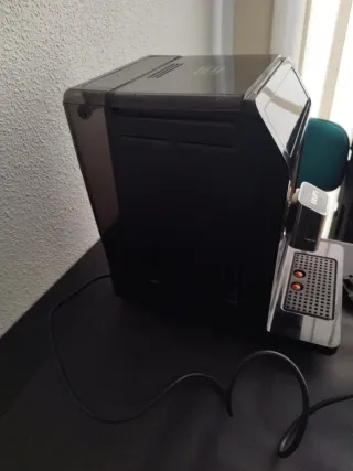 Cafetera Krups Quattro Force Negra