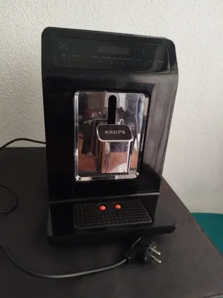 Cafetera Krups Quattro Force Negra