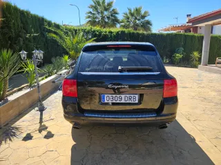 Porsche Cayenne 2005