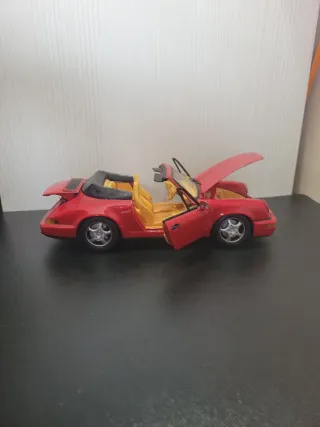 PORSCHE 911 carrera 4