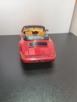 PORSCHE 911 carrera 4