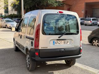 SE VENDE RENAULT KANGOO PAMPA 1.4 CON 176.000 KM