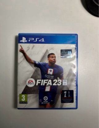 PS4 Slim Negra + 2 Mandos + FIFA 23+ 2 juegos