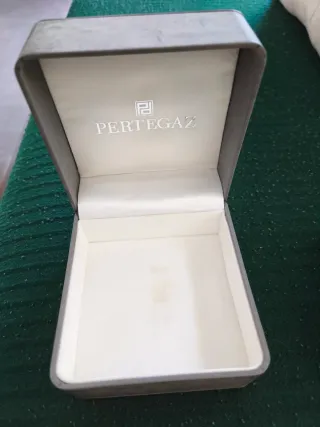 Reloj Pertegaz Caja y Correa Marrón.