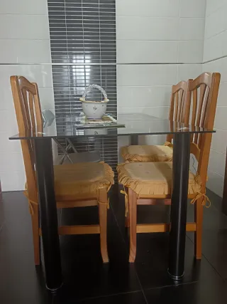 Mesa Comedor Cristal Negra y Plata