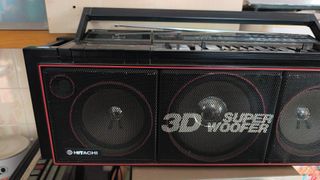 Radiograbador Hitachi 3D Super Woofer