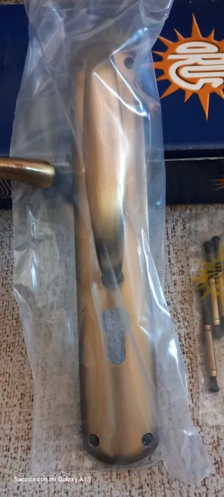 Juego Manivelas Puerta ORUS Bronce