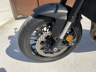 Honda CB1000R 2022 metalizada mate