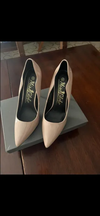 Scarpe tacco Miss Globo beige n.40