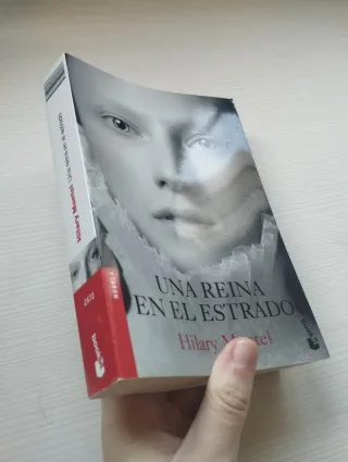 Una reina en el estrado