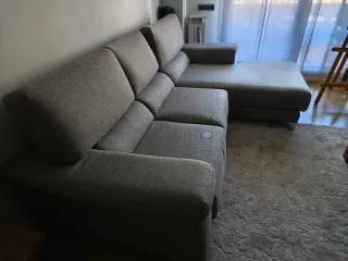 Sofá chaise longue gris tela