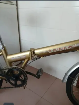 Bicicleta Plegable Urbana Dorada