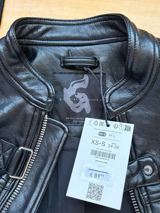 Chaqueta Cuero Bershka Generations Tachuelas Punk