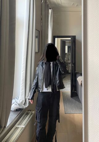 Chaqueta Cuero Bershka Generations Tachuelas Punk