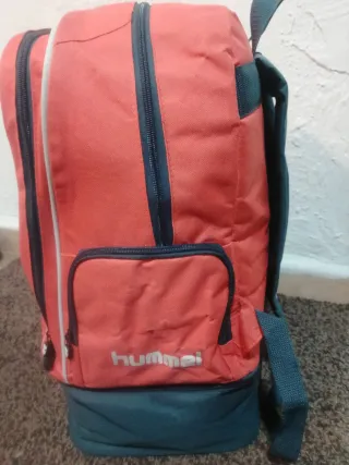 Mochila Hummel Roja y Turquesa
