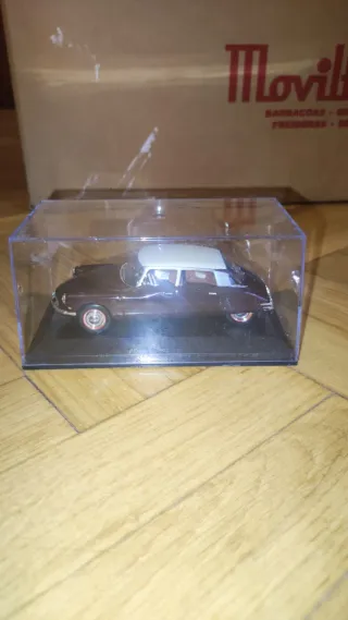 Maqueta Citroën DS19 (1957)