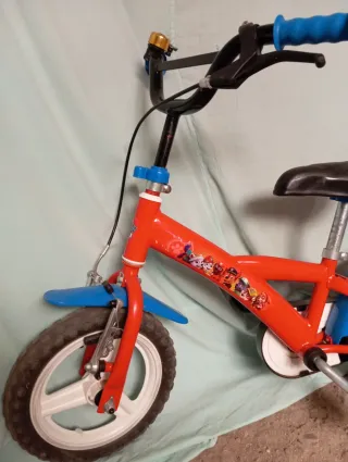 Bicicleta Patrulla Canina Roja y Azul
