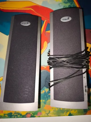 Pareja altavoces Genius PC/Móvil