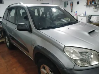 Toyota RAV4 2004