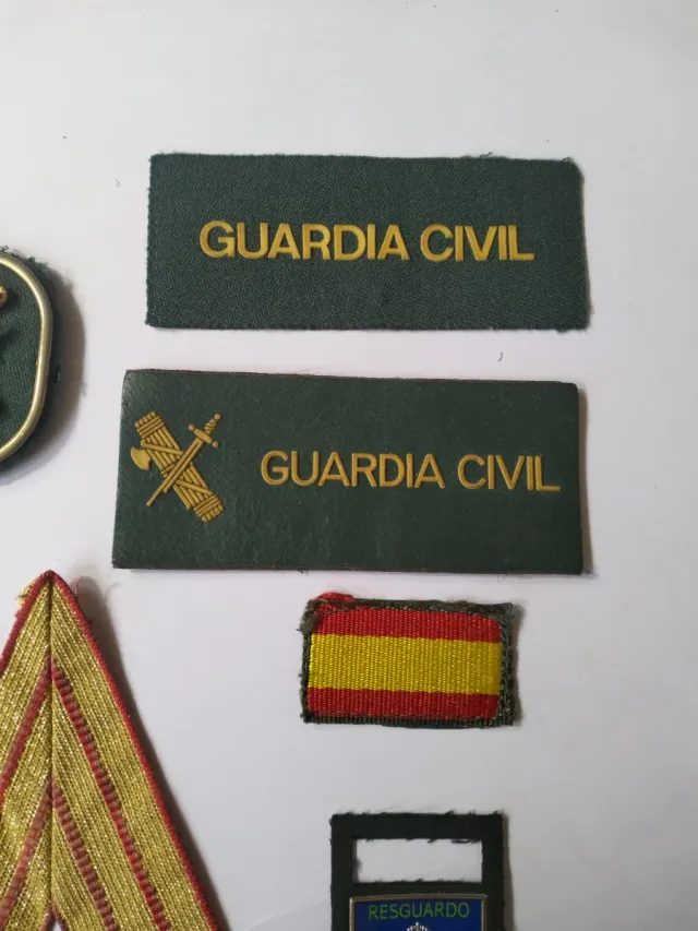 Lote Insignias Guardia Civil