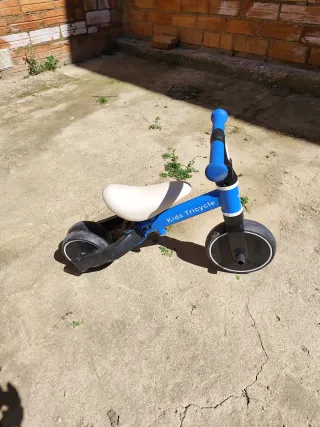 Triciclo Infantil Azul y Blanco