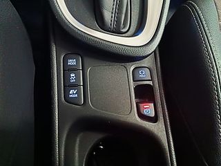 Toyota Yaris Cross Hybrid FWD Style