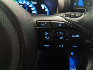 Toyota Yaris Cross Hybrid FWD Style