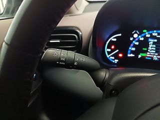 Toyota Yaris Cross Hybrid FWD Style