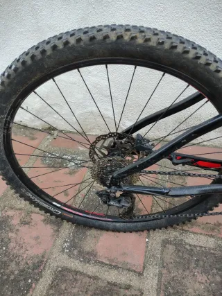 Bicicleta BH Atom 29 averiada