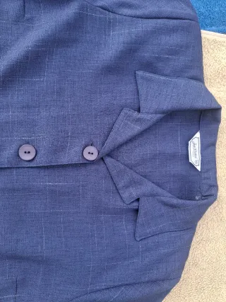 Traje mujer Talla 50. Medidas en descripción