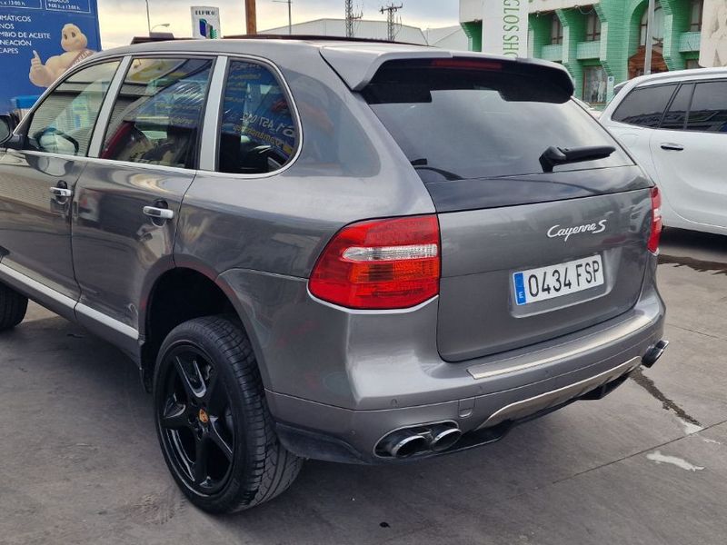 Porsche Cayenne 2007, foto 3